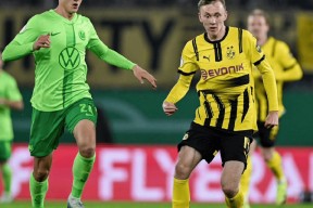 爱游戏入口-邓紫棋句号歌词