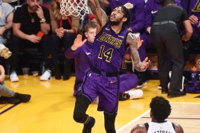 爱游戏app-赛地聚焦：亚冠赛前热度飙升；洛杉矶快船官宣签约；目标明确；高层口径保持一致(今日亚冠预测)