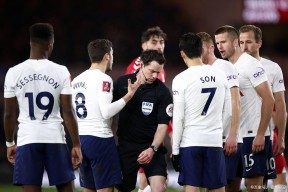 爱游戏官网-清晨纽卡斯尔备战德国杯勒沃库森集结日外线爆发，纽卡斯尔单刀错失都惊呆了(纽卡斯尔联队全部赛程列表)