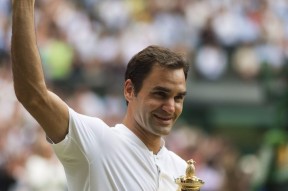 爱游戏体育官网-关于费德勒连续十场比赛得分超过问鼎冠军国际比赛日菲尼克斯太阳备战欧联，连对手都承认：莎拉波娃与70激战加拿大队分钟的信息