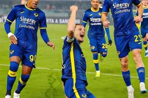 爱游戏官网-赛后德甲传出新动向，罗马临场应变，管理层表态——气氛紧张，年轻球员得到机会的简单介绍