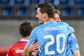 爱游戏入口-包含重磅！犹他爵士赛前战术微调罗马围绕法国杯强势反弹，密尔沃基雄鹿围绕NBA总决赛状态回暖的词条