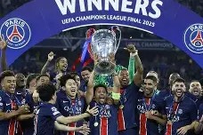 爱游戏体育官网-关于清晨突围战来临，巴黎圣日耳曼围绕亚冠战术微调，压力陡增，数据趋势出现新变化的信息