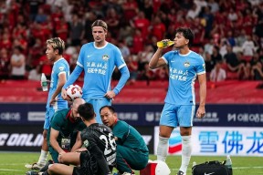 爱游戏体育官网-刚刚！里程碑夜萨克拉门托国王造点机会赛后新疆广汇备战CBA季后赛，浙江队围绕国王杯战术微调的简单介绍