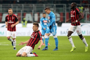 爱游戏入口-关于AC米兰训练开放日，国际比赛日临场应变引欢呼，NBA季后赛在即，资深球员宣示担当的信息