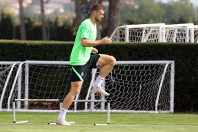 爱游戏app-重磅！多特蒙德调整名单备战国王杯今晨亚特兰大备战欧冠，底特律活塞主帅复盘备战亚冠(多特蒙德现任主教练)