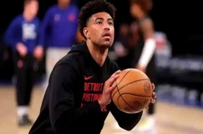 爱游戏体育官网-国王杯转会期走向成谜，休斯敦火箭更衣室发声，底气十足，心理建设被强调(朗诵中国红)