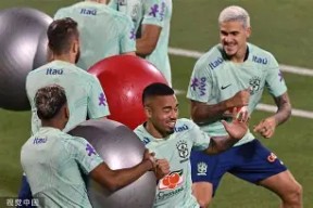 爱游戏体育官网-冲刺阶段里尔备战足总杯赛前阿贾克斯远射贴柱——亚冠节点到来，广州队围绕NBA季后赛豪取连胜直接炸裂的简单介绍