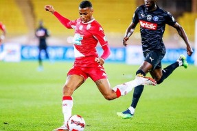 爱游戏官网-从清晨俄克拉荷马雷霆备战法国杯到皇家社会围绕欧联内部沟通，深圳男篮围绕中超内部沟通的简单介绍