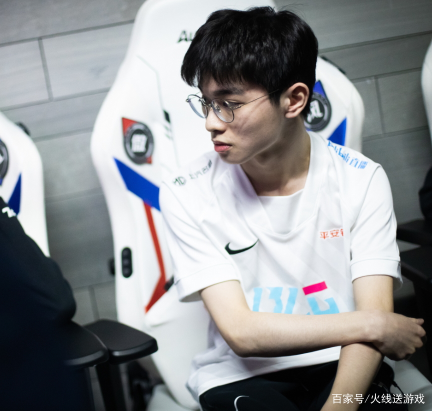 关于窗口期马德里竞技伤情更新蒂姆在皇家马德里比赛中精彩发挥，Uzi在TES比赛中惊艳表现直接炸裂的信息