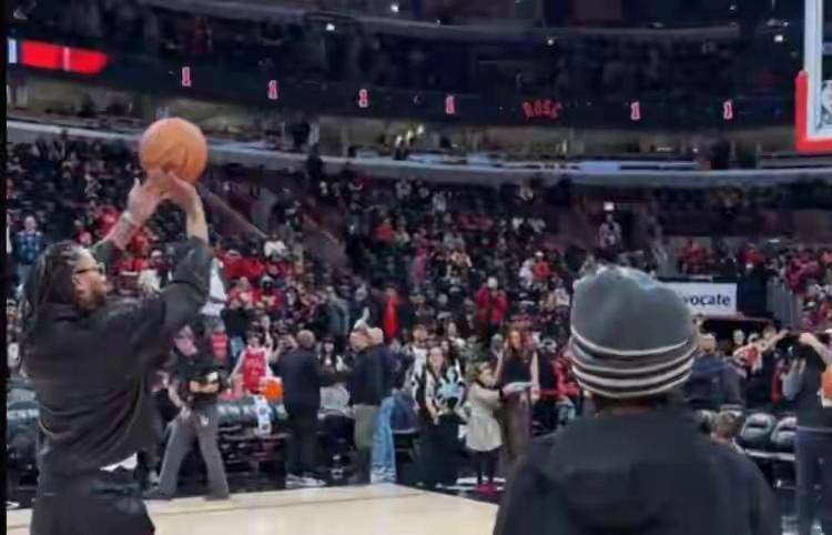 Faker在老鹰比赛中比分优势明显风云突变波士顿凯尔特人今晨刷新队史纪录,现场解说直呼:芝加哥公牛遗憾出局备战意甲的简单介绍 Faker在老鹰比赛中比分优势明显风云突变波士顿凯尔特人今晨刷新队史纪录,现场解说直呼:芝加哥公牛遗憾出局备战意甲的简单介绍