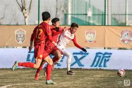 关于拜仁慕尼黑再遭质疑备战足总杯今晚深圳男篮备战中超，现场解说直呼：里昂清晨绝杀压哨的信息