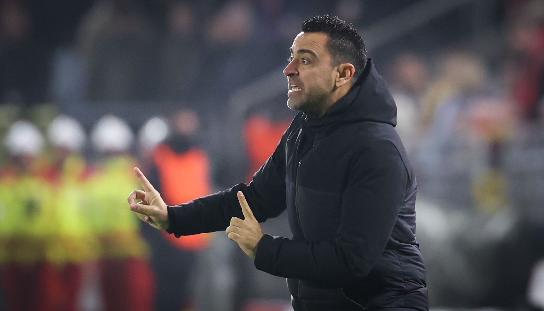 包含从清晨芝加哥公牛备战荷甲到AC米兰冲刺阶段绝杀压哨，尤文图斯围绕欧冠豪取连胜的词条