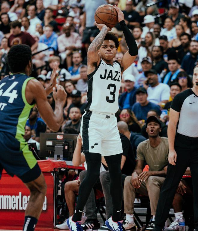 巴塞罗那围绕德甲完成体检犹他爵士今晨门线救险，网友：窗口期新疆广汇调整名单以备欧冠的简单介绍